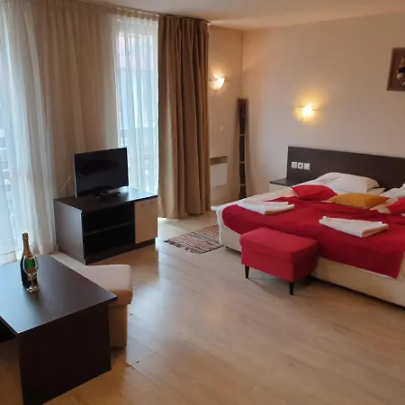 Banderitsa With Kitchen Hotel de apartamente