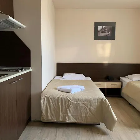 Banderitsa With Kitchen Hotel de apartamente