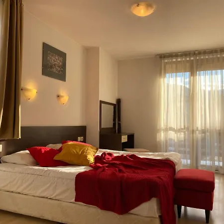 Aparthotel Banderitsa With Kitchen 2*