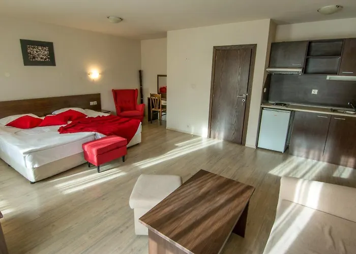 Aparthotel Banderitsa With Kitchen 3*